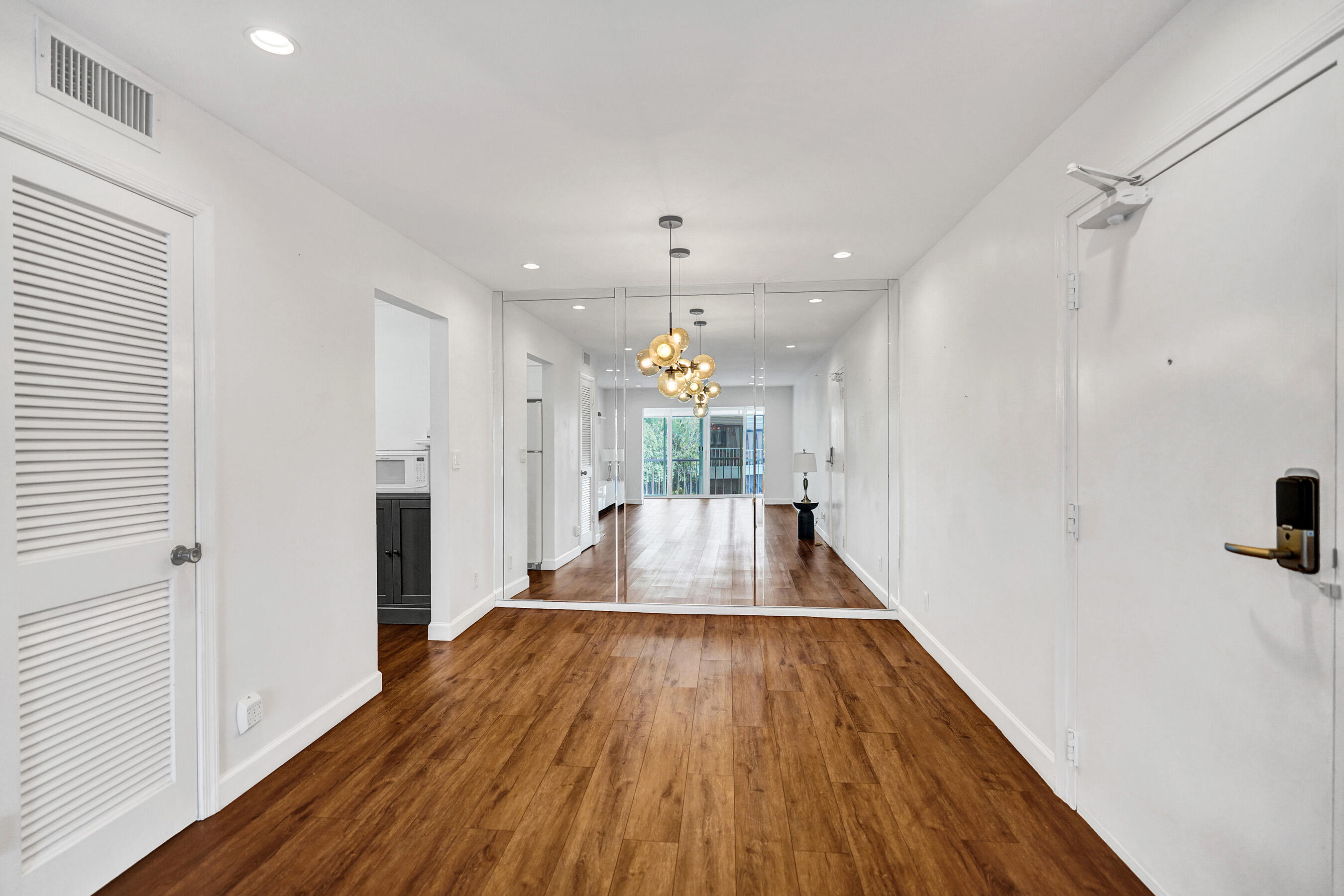 BAY COLONY CLUB CONDO - Residential Lease