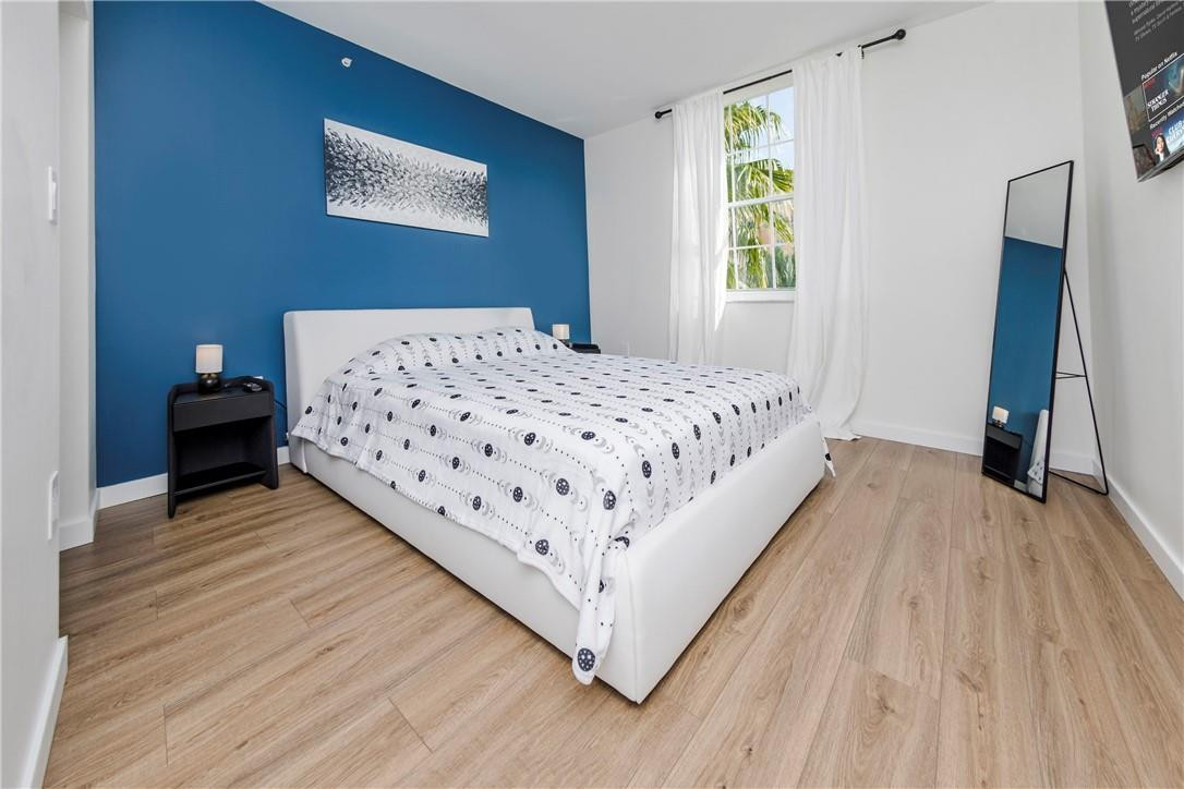 COURTYARDS IN CITYPLACE - Residential
