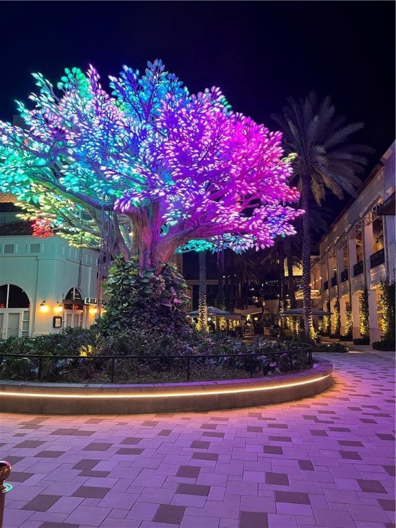 COURTYARDS IN CITYPLACE - Residential