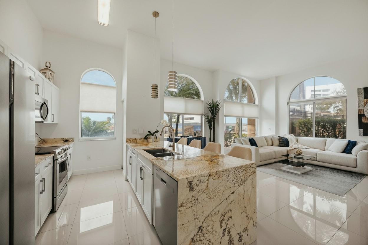 MONTECITO - Residential