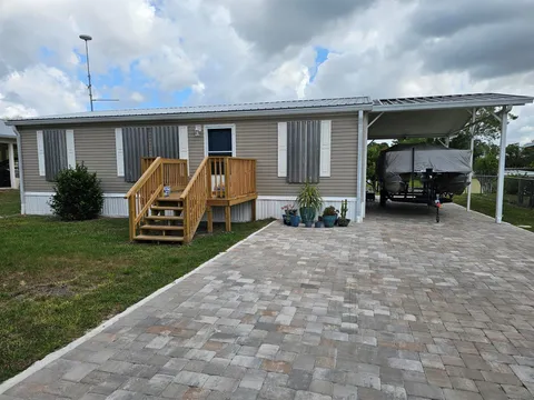 3221 SE 21st Court, Okeechobee, FL MLS: R11089866