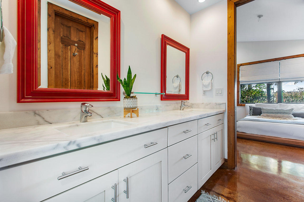 SADDLE TRAIL PARK OF WELL - Residential