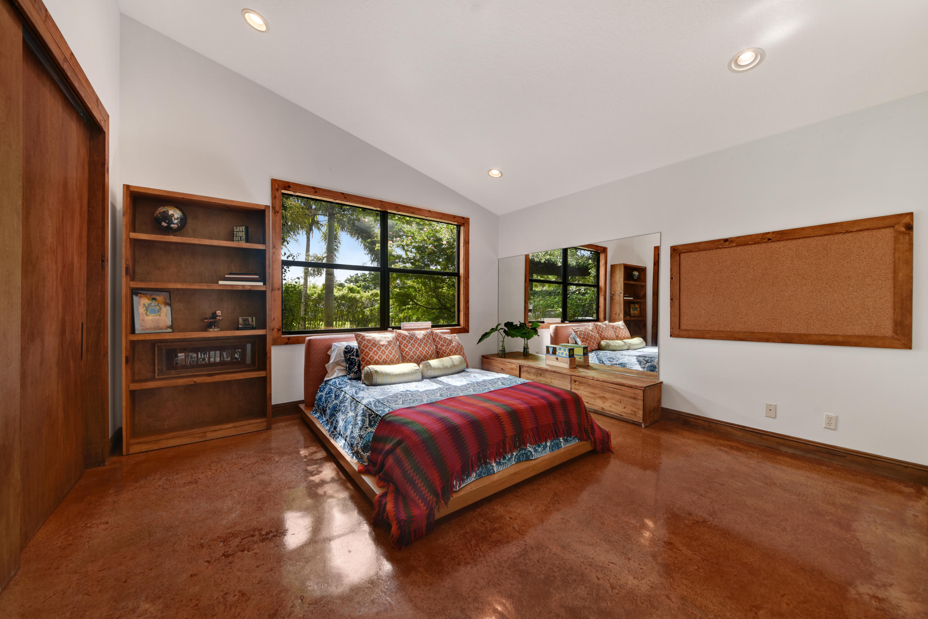 SADDLE TRAIL PARK OF WELL - Residential