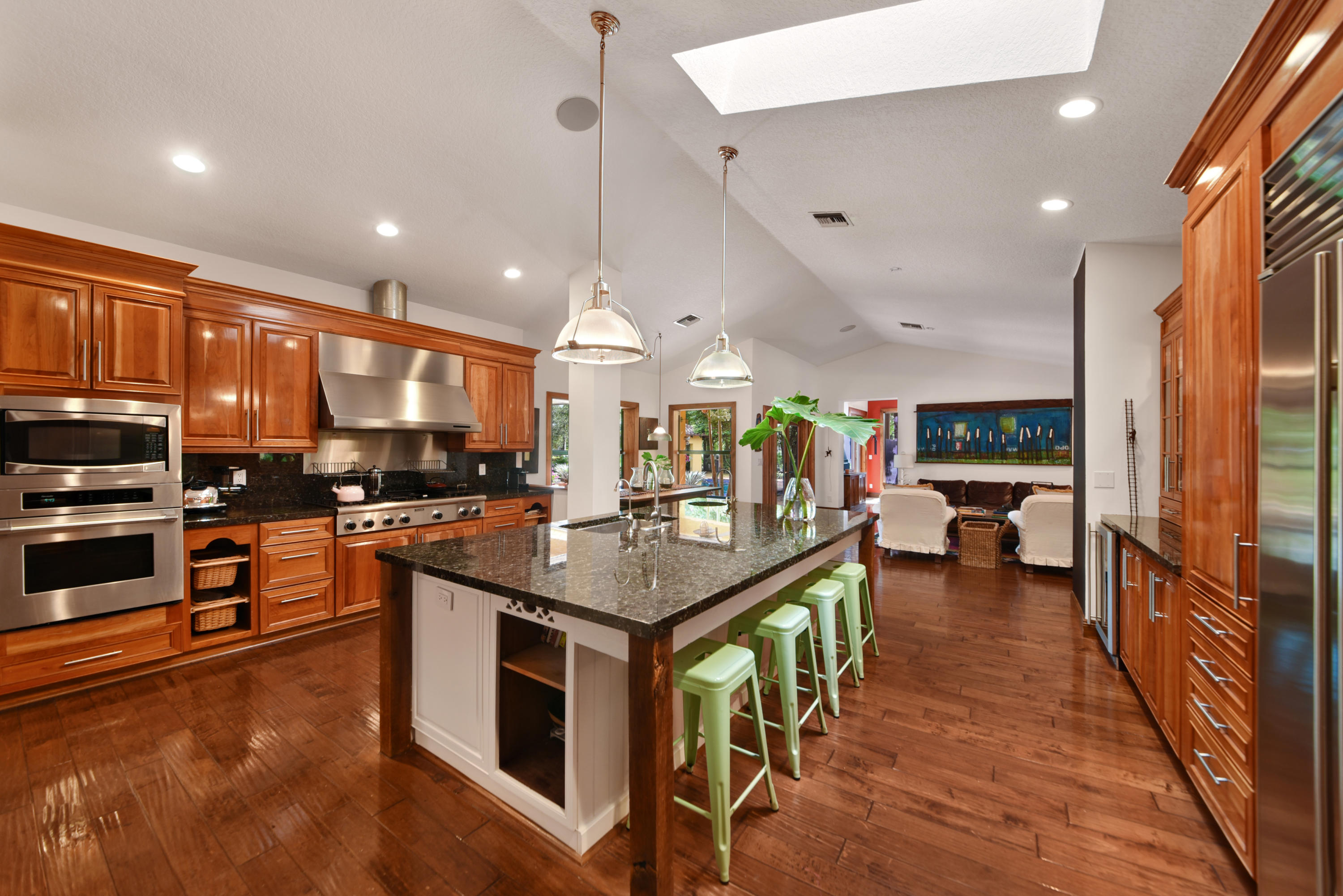 SADDLE TRAIL PARK OF WELL - Residential