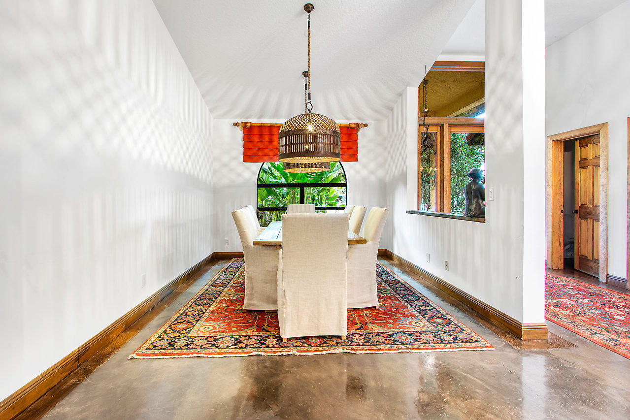 SADDLE TRAIL PARK OF WELL - Residential