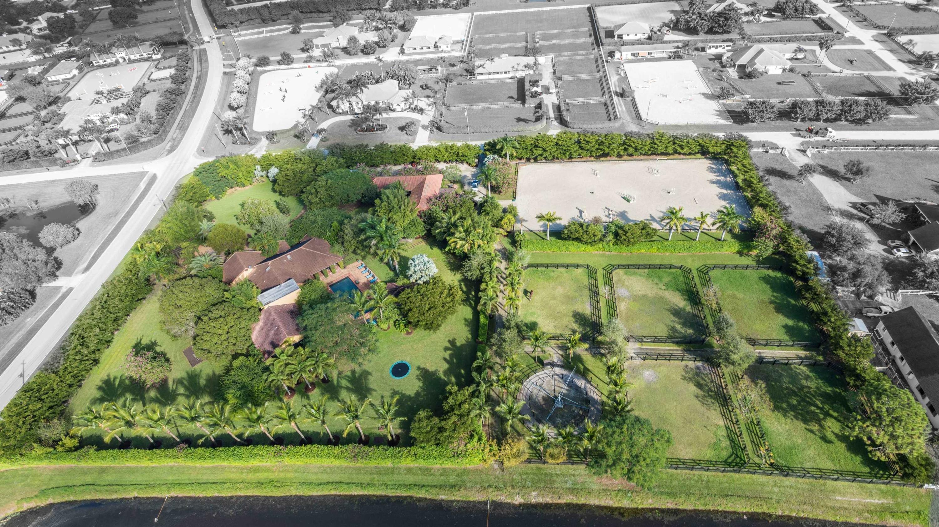 SADDLE TRAIL PARK OF WELL - Residential