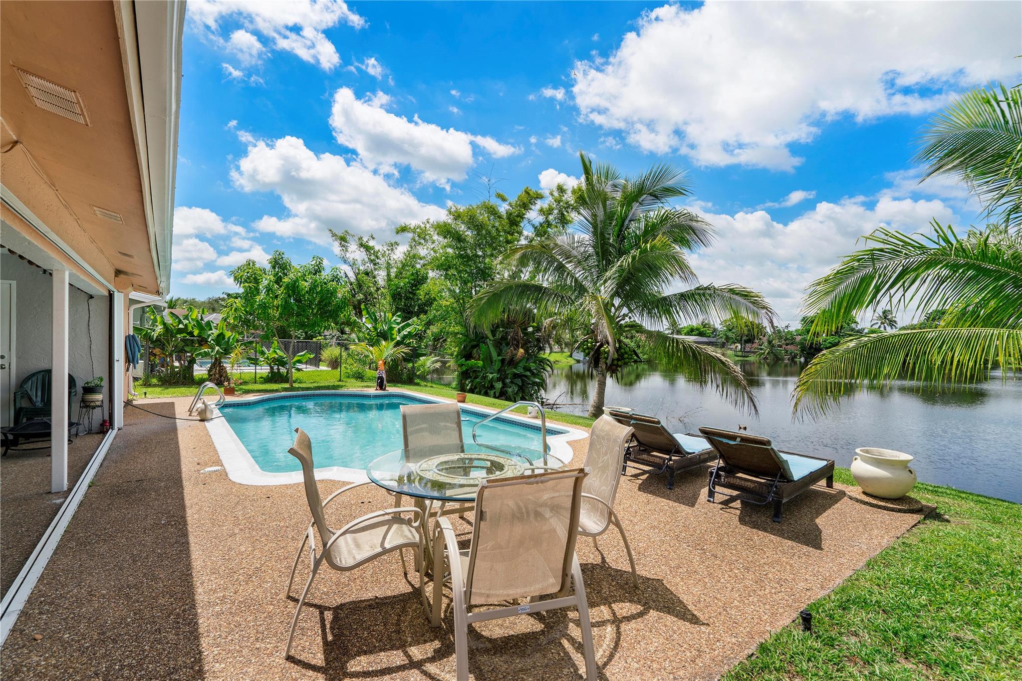 Oriole Margate Sec 6 - Residential