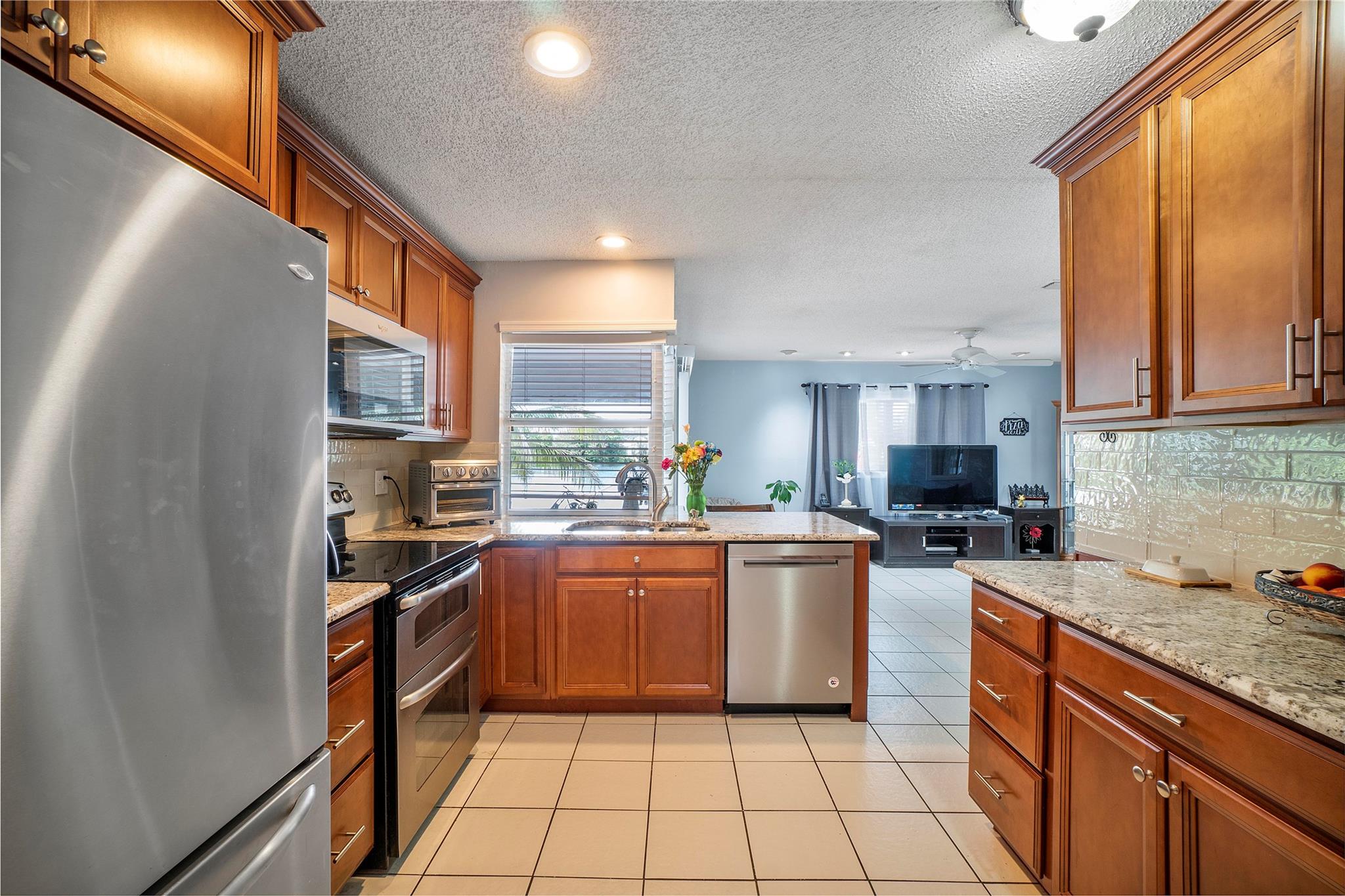 Oriole Margate Sec 6 - Residential