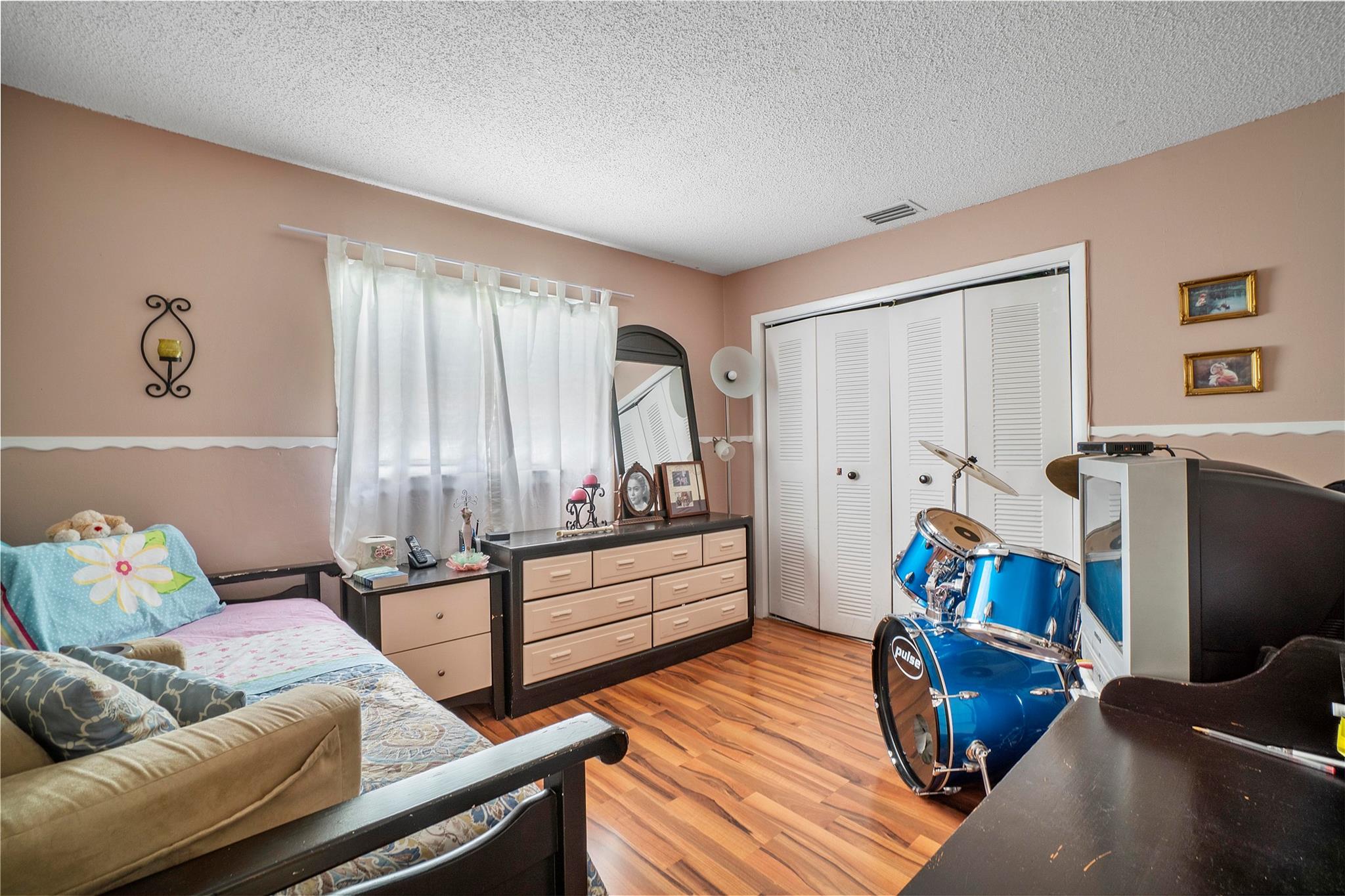 Oriole Margate Sec 6 - Residential