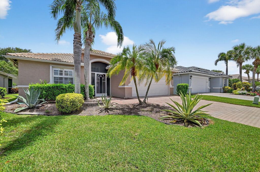 Photo of 8130 Duomo Circle, Boynton Beach, FL 33472 (MLS # R11111271)