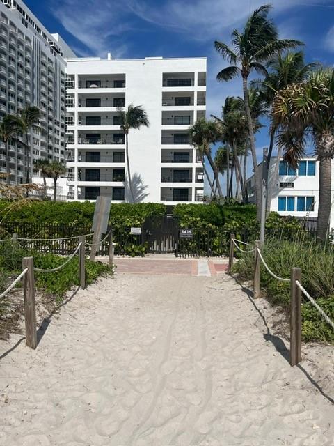 Amazing location! Spacious One Bedroom Unit Located in Desirable Boutique Condominium on the Ocean. Remodeled Kitchen, New Appliances, Tile Floors, WASHER/DRYER INSIDE THE UNIT (VERY CONVENIENT), 1 Assigned Parking Space. Building Features: Direct Access to Beach, Heated Pool, Lobby Attendant, 24 Hours Concierge, Meeting Room, Gym. Enjoy a Beautiful Stretch of White Sandy Beach, Jog or Walk on Exterior Beach Boardwalk to South Beach or North Bal Harbor, Quick Access to Top Restaurants, Shopping. Close to Lincoln Road, Miami's Design District, Houses of Worship, I-95, etc. Don't Miss Out on this Great Opportunity to live in Miami Beach! A must see!