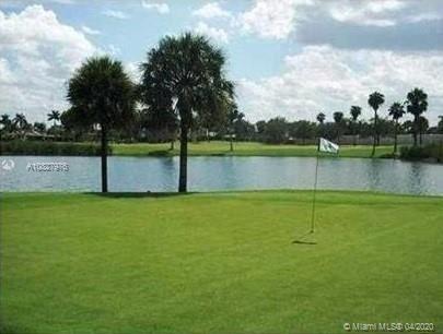 SUNRISE LAKES PHASE 3. - Residential