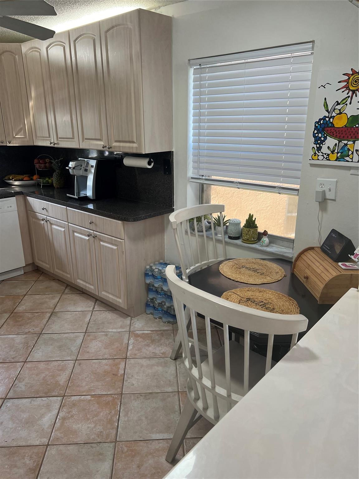 SUNRISE LAKES PHASE 3. - Residential
