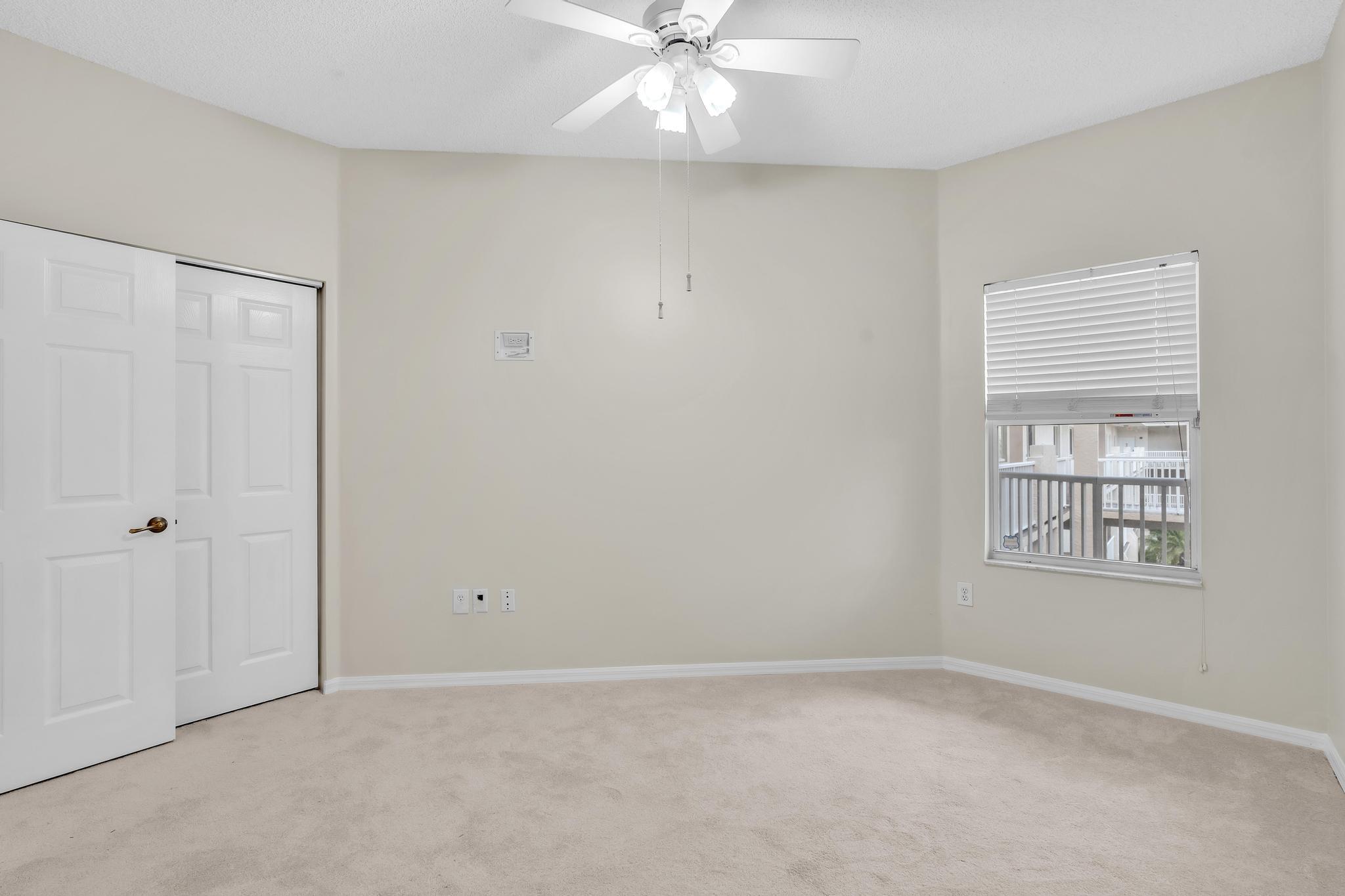 SOUTHAMPTON CONDOMINIUM J - Residential