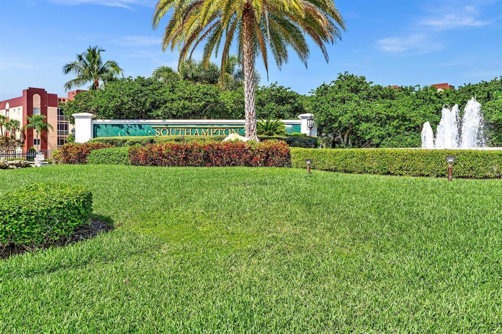 SOUTHAMPTON CONDOMINIUM J - Residential
