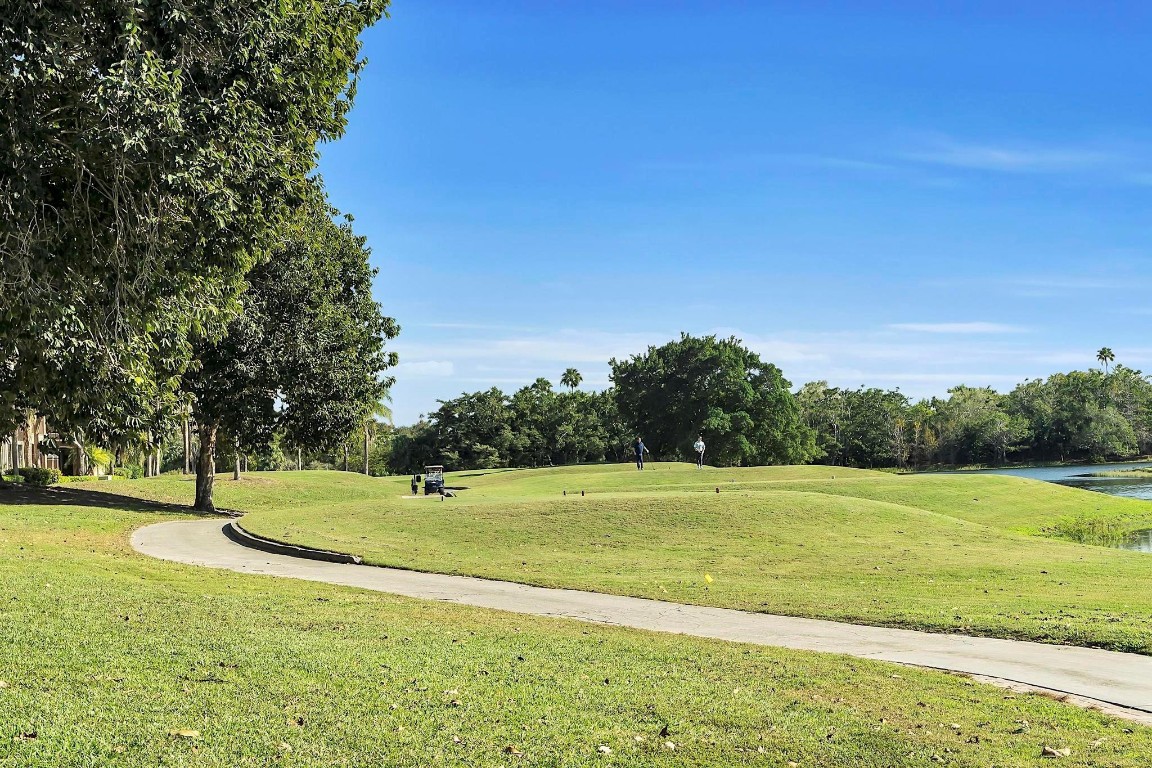 Legends - Residential