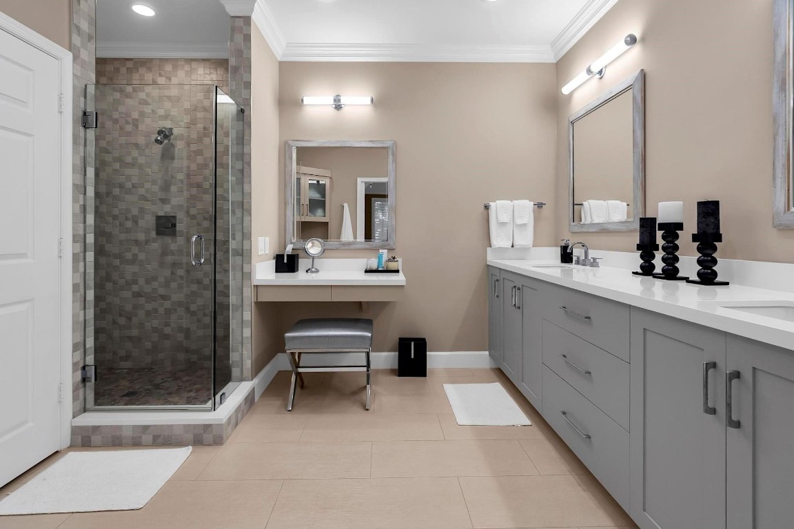 Legends - Residential