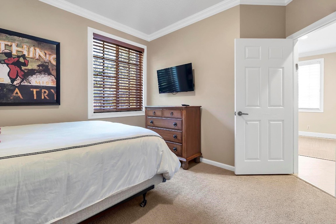 Legends - Residential