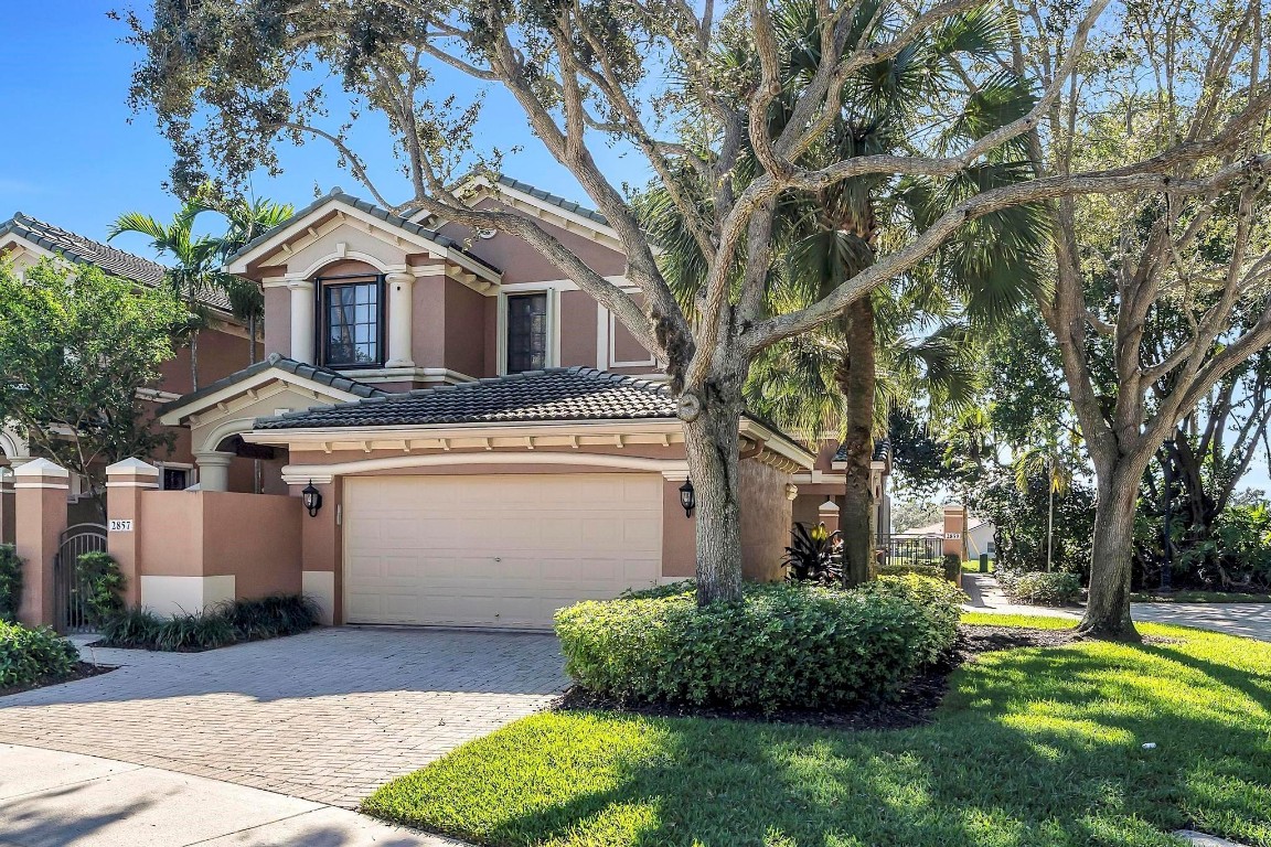 Legends - Residential