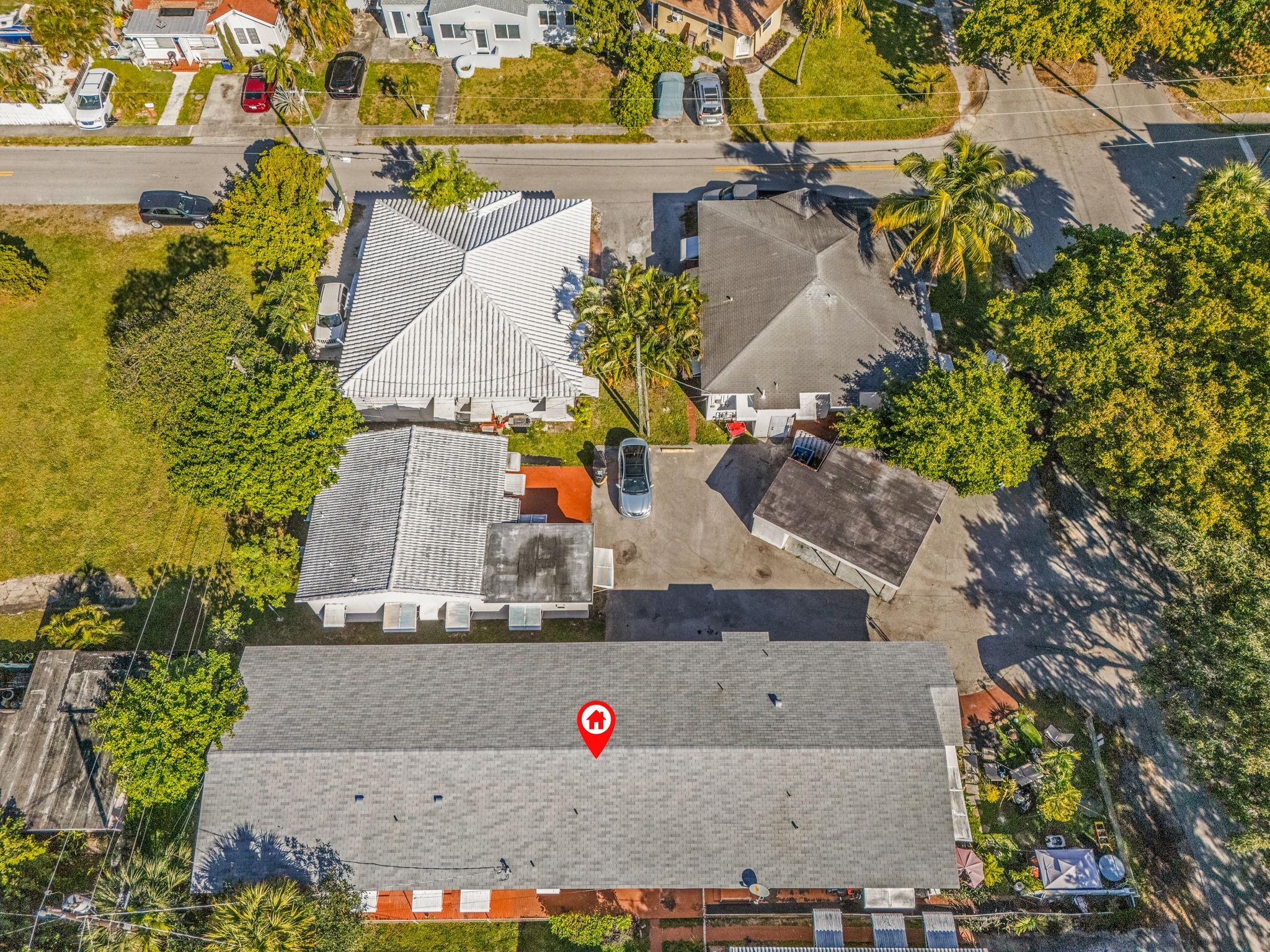 Hollywood Lawns 2-58 B - Residential Lease