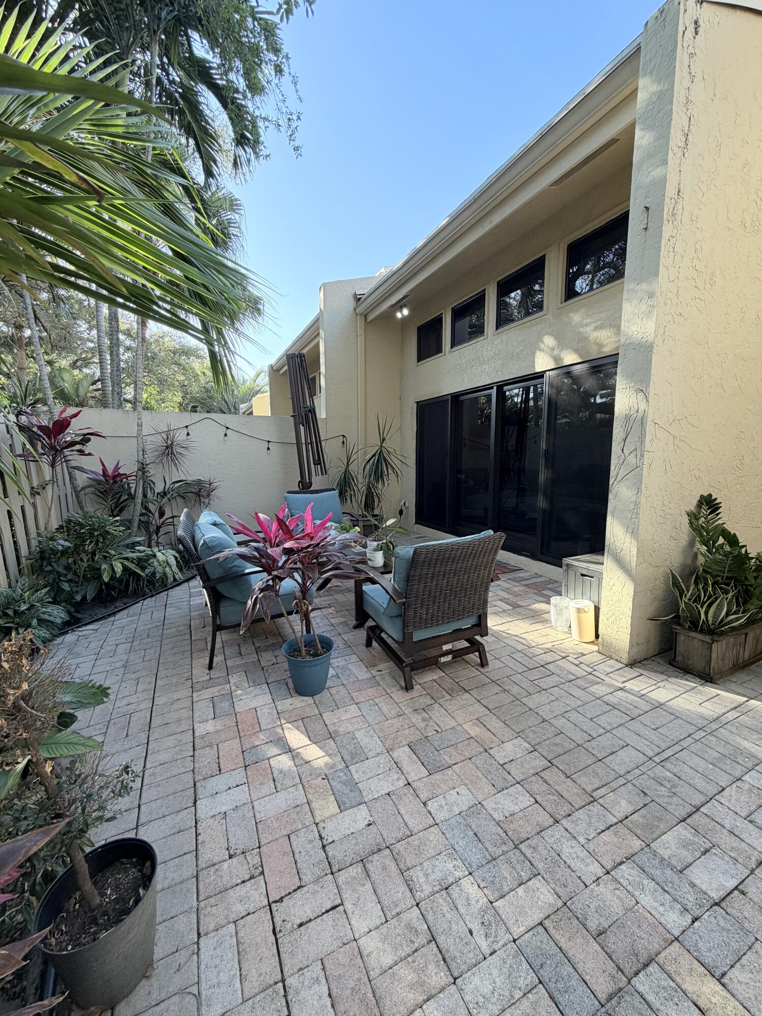 WOODLET CONDO - Residential