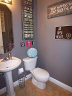 LAS BRISAS - Residential Lease