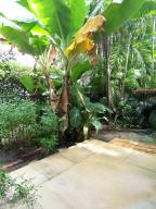 LAS BRISAS - Residential Lease