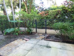 LAS BRISAS - Residential Lease