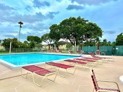 A home in Lake Worth