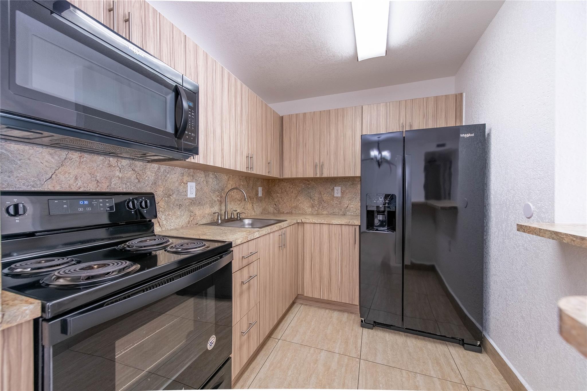 7120 NW 179th St 101