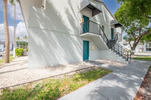 7120 NW 179th St 101 Hialeah FL 33015