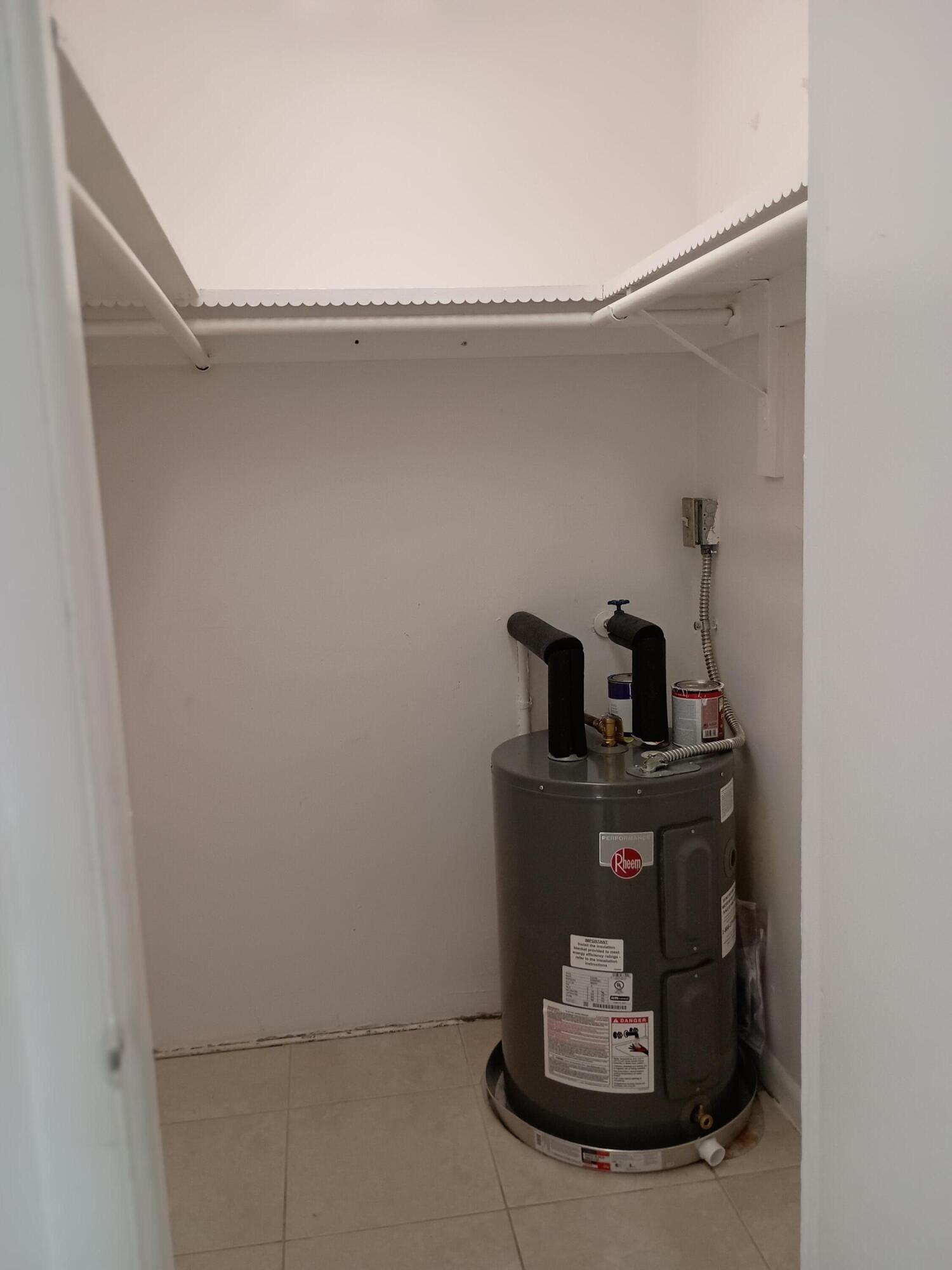 BUFFALO HEIGHTS - Residential Lease