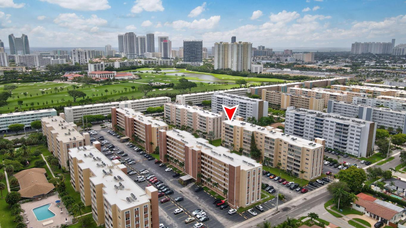 MEADOWBROOK CONDO APTS BLDG 3 - Residential