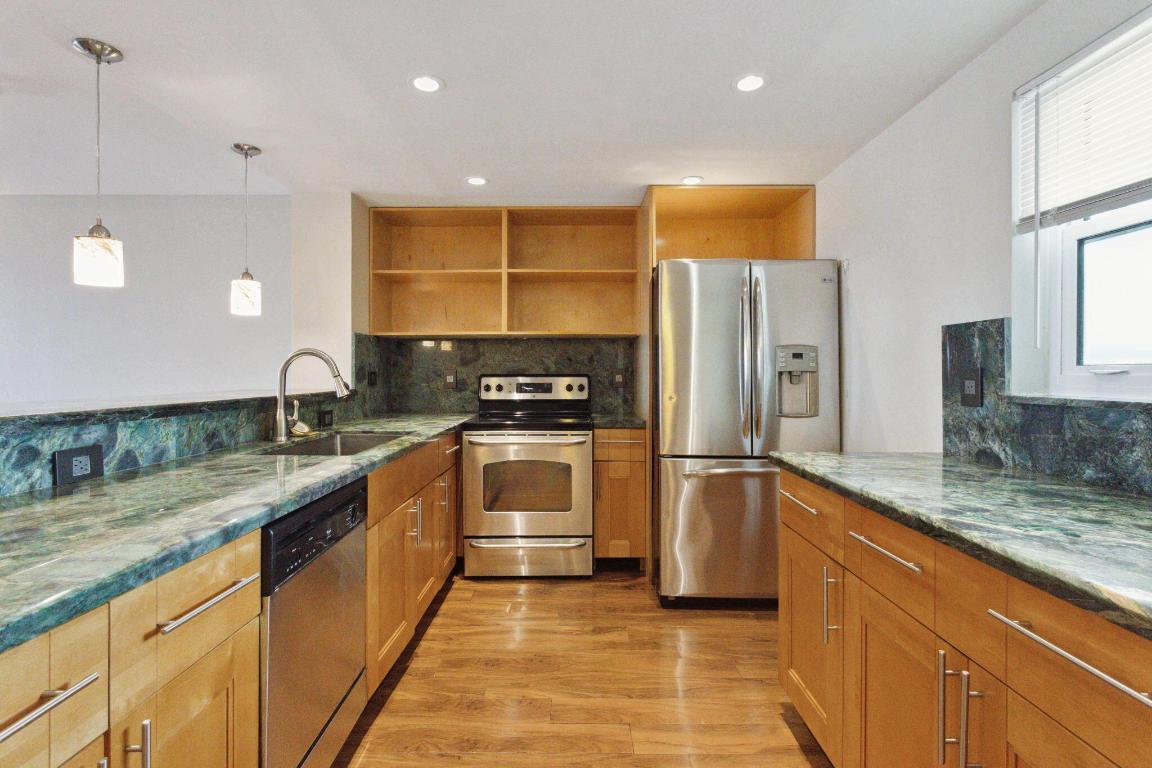 MEADOWBROOK CONDO APTS BLDG 3 - Residential