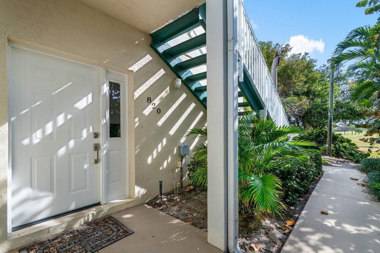 820 Bella Vista Court S 20