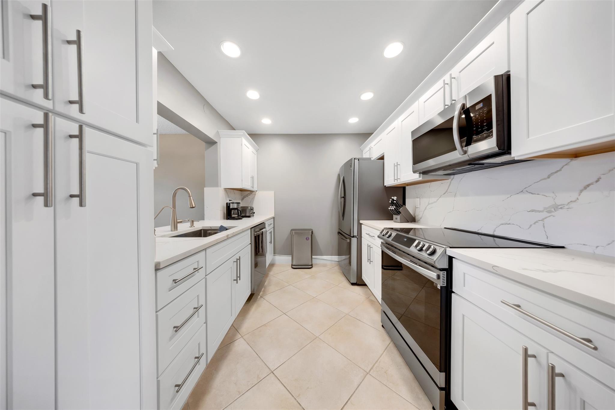 Wilton Pines Townhomes - Residential