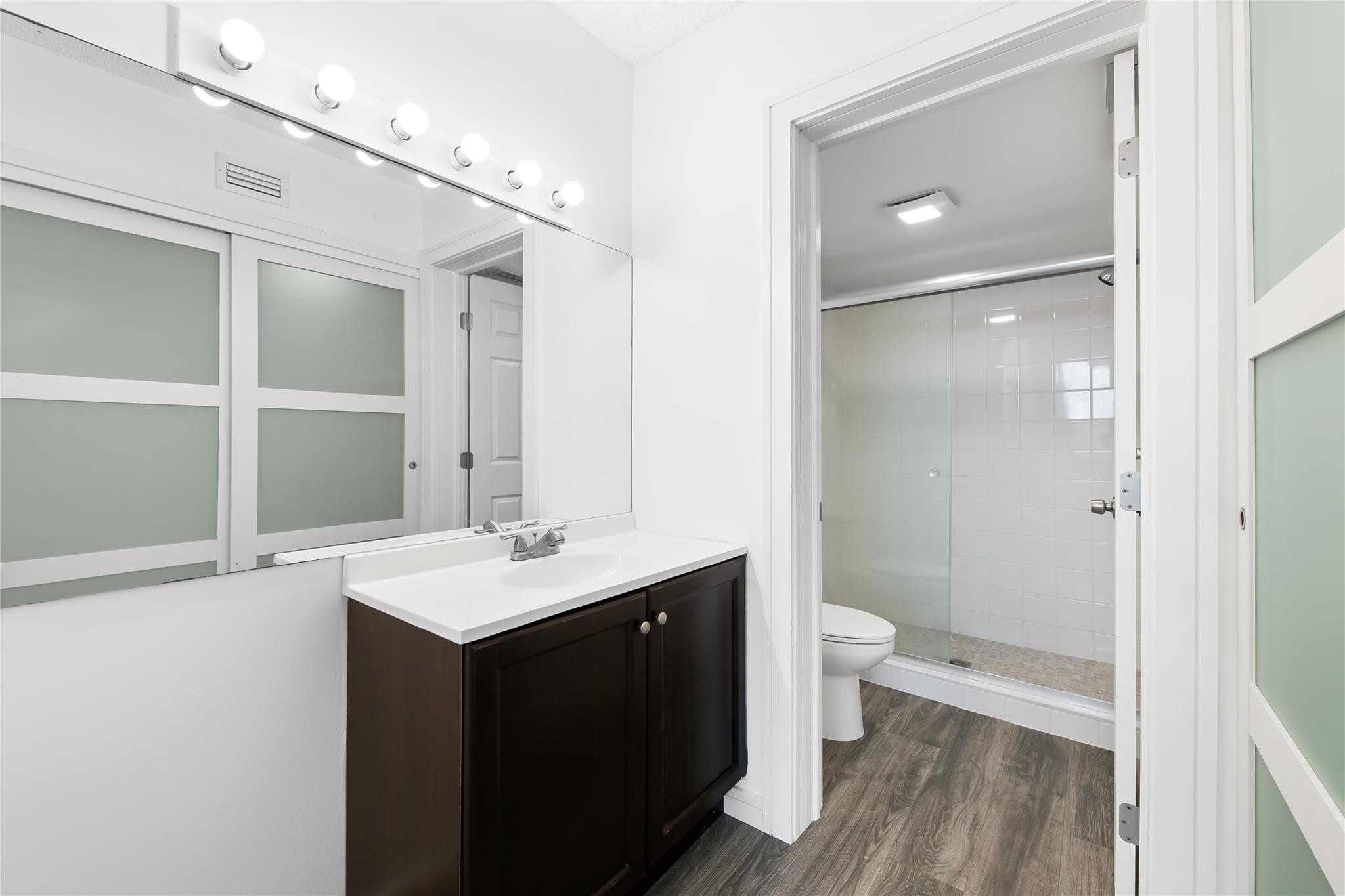 APPLEWOOD 2 - Residential