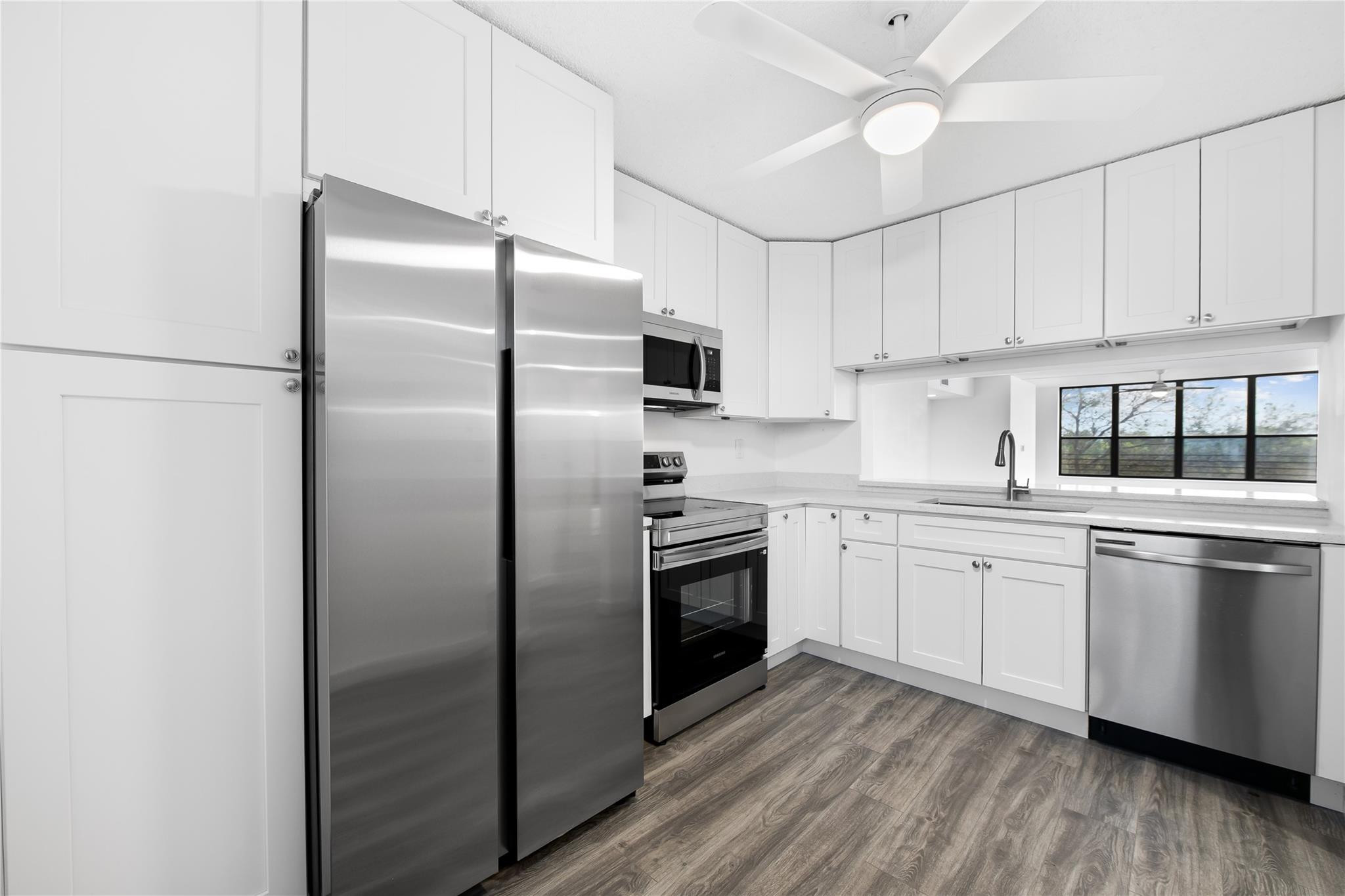 APPLEWOOD 2 - Residential