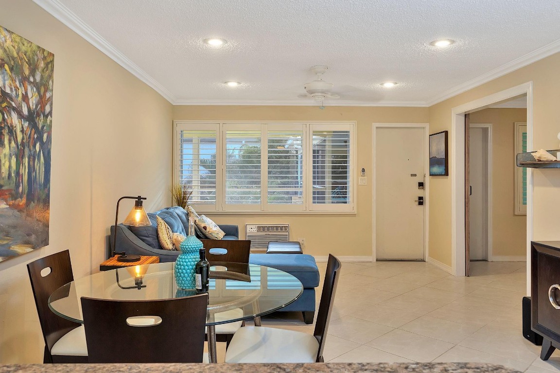 HAMPTON EAST CONDO - Residential