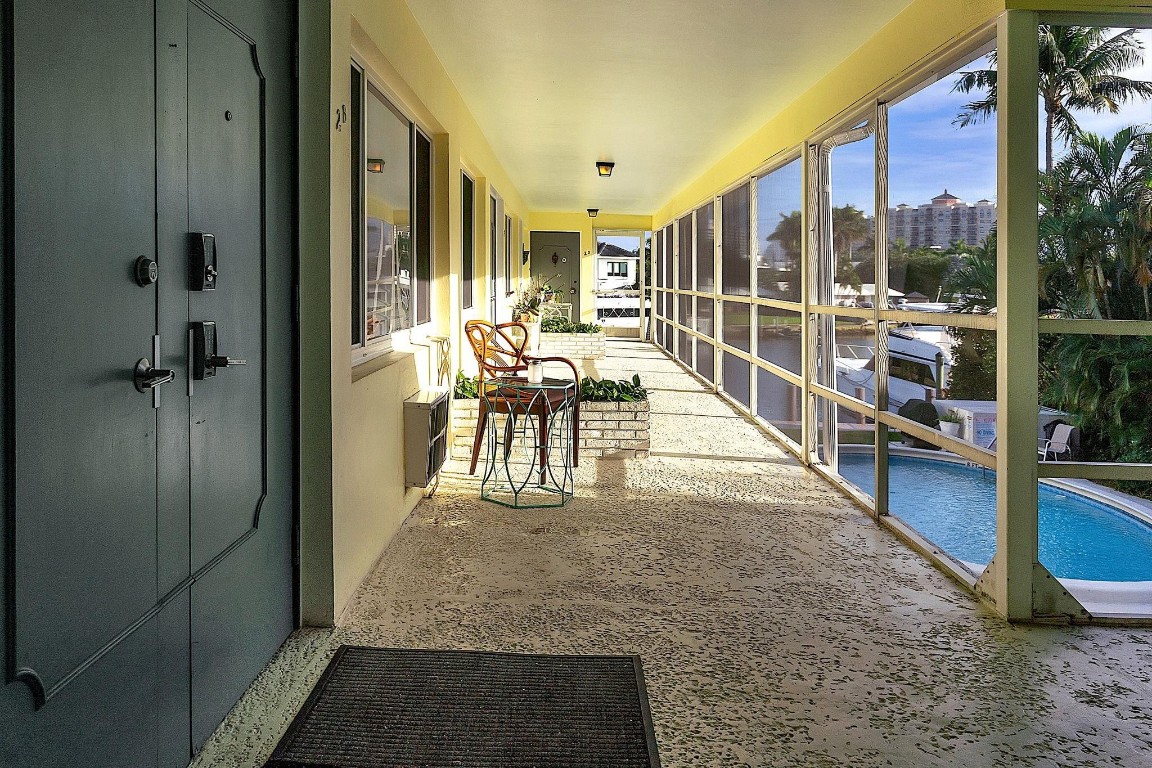 HAMPTON EAST CONDO - Residential