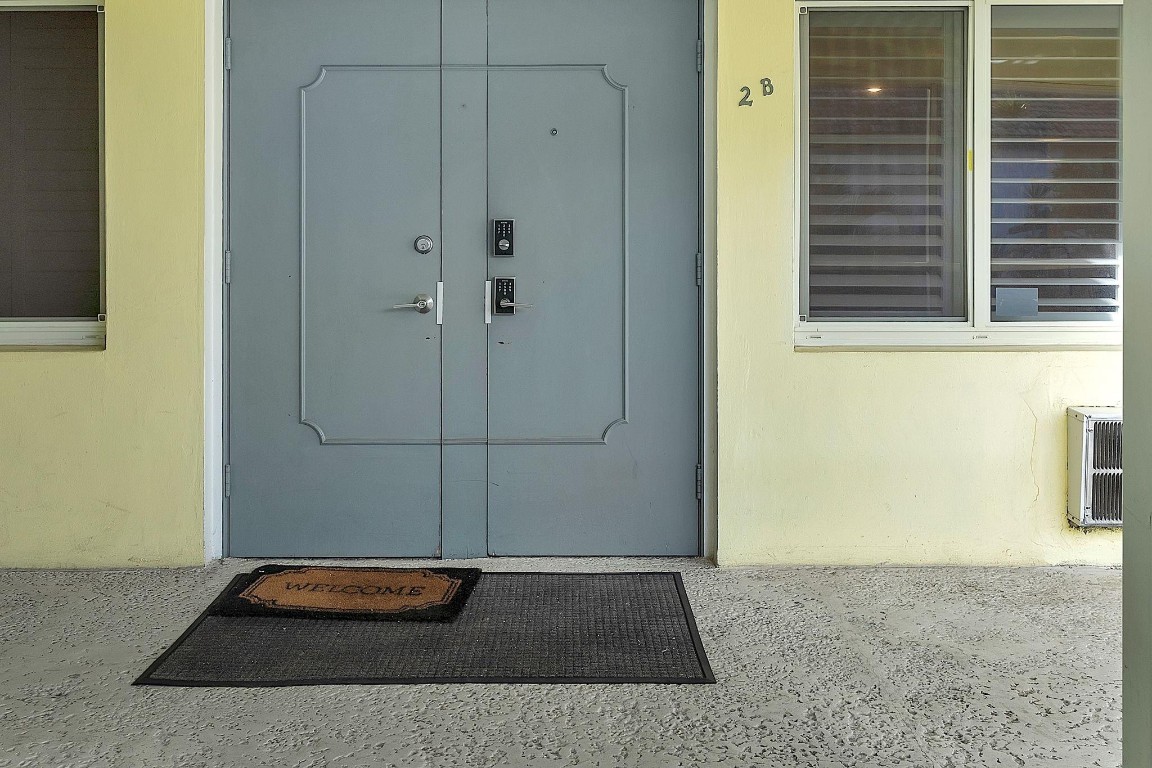 HAMPTON EAST CONDO - Residential