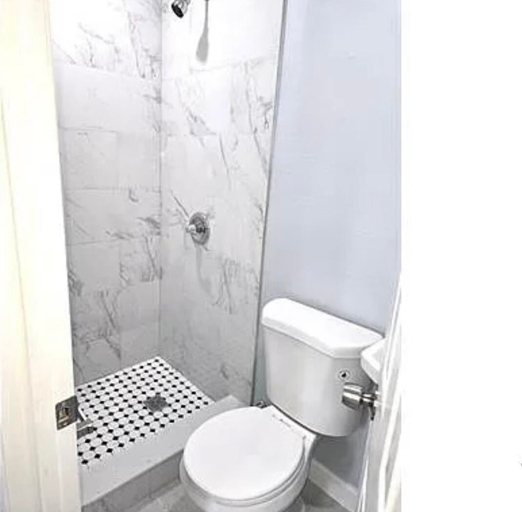 1132 W 27th Street