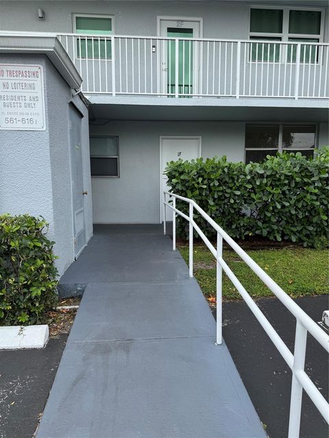 115 Royal Park Dr 1F Oakland Park FL 33309