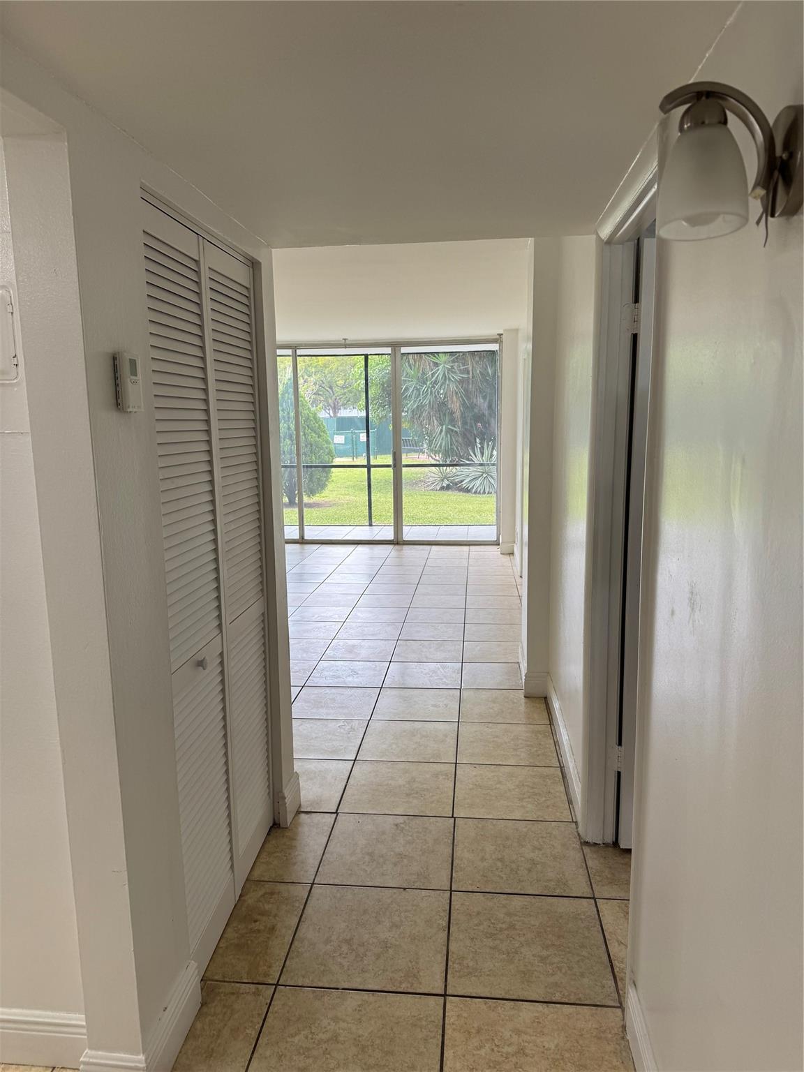 115 Royal Park Dr 1F