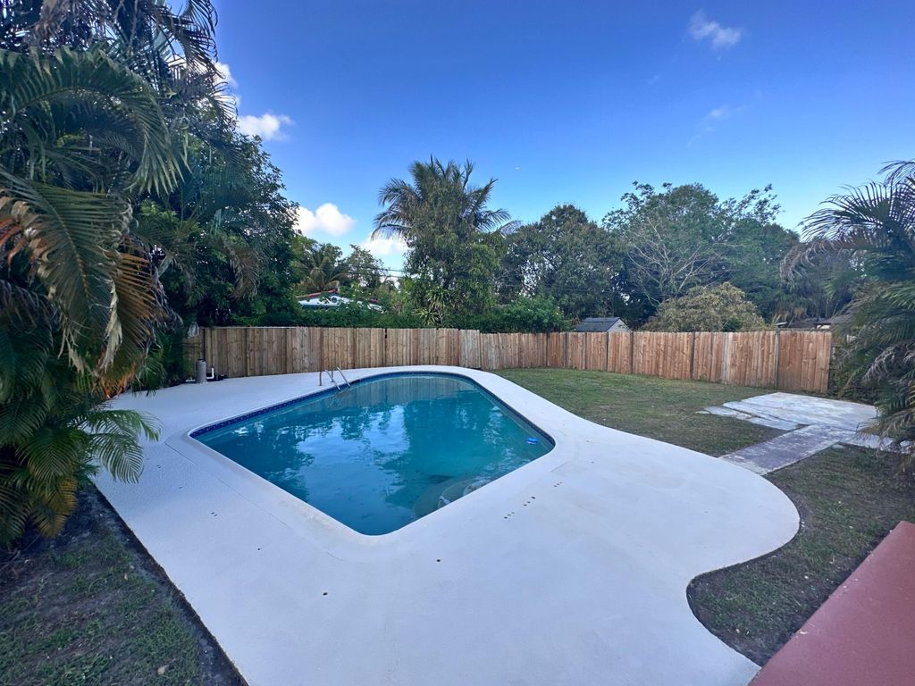 Photo of 2849 SW 8th Street, Fort Lauderdale, FL 33312 (MLS # B26010968)