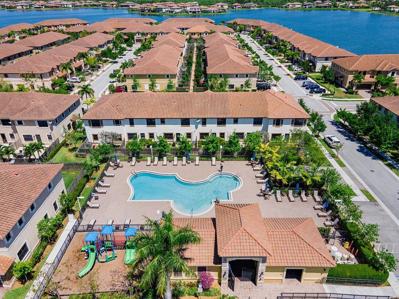 Town Parc At MiraLago - Residential
