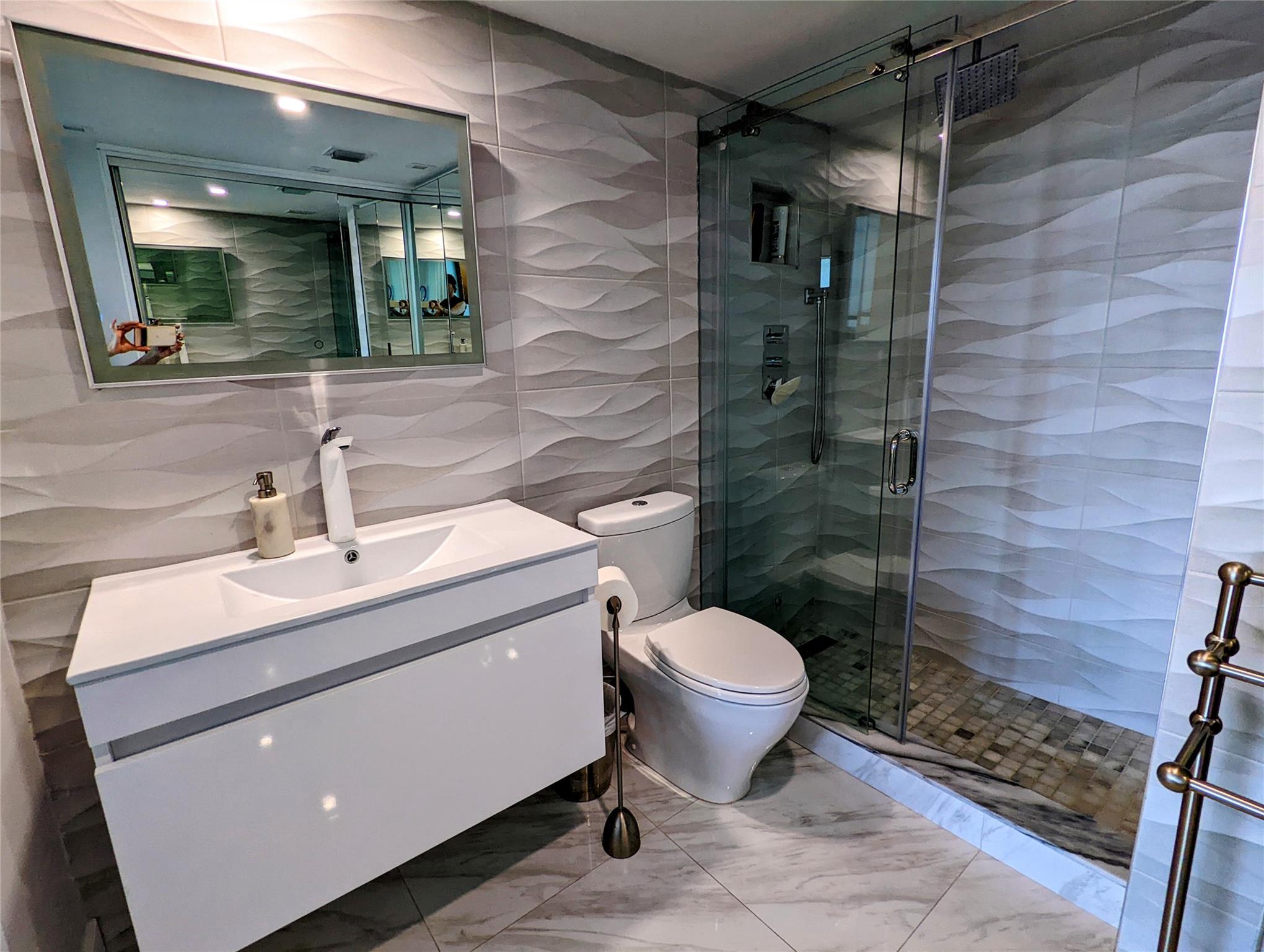 Sunrise Tower Condo - Residential Lease