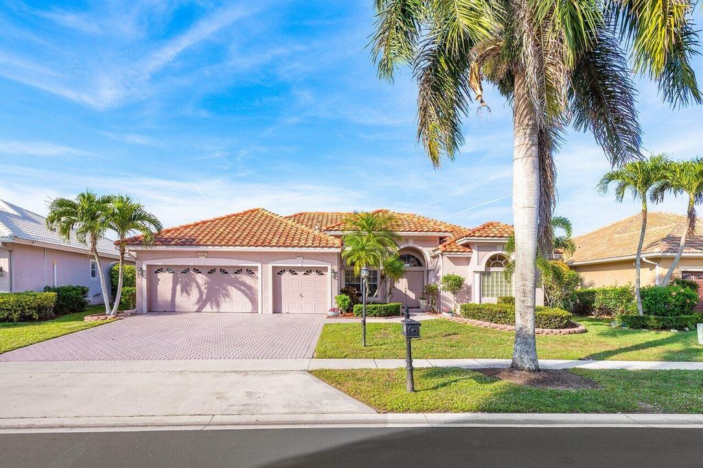Photo of 12367 Rockledge Circle, Boca Raton, FL 33428 (MLS # R10946599)