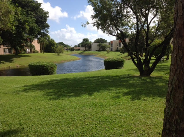 Photo of 2700 CASITA Way W #102, Delray Beach, FL 33445 (MLS # B26089040)