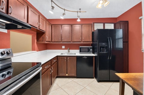 Tiny photo for 2700 CASITA Way W #102, Delray Beach, FL 33445 (MLS # B26089040)